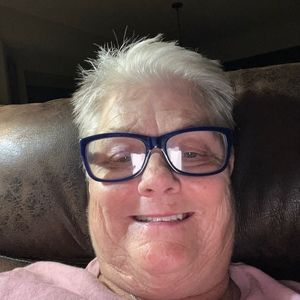 Meet your Posher, Becky